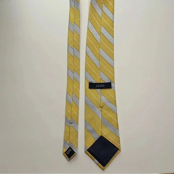 2/$30 IZOD Yellow Woven Silk Stripe Tie - Picture 6 of 12